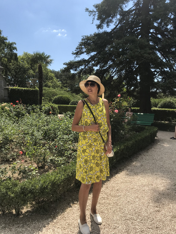 6B27F594-66F0-48FE-9EB6-200A53471E7E