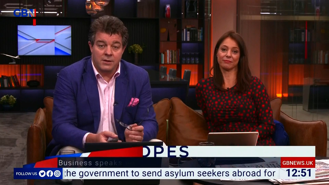 06.28 - 12.00.00 - DePiero & Halligan. What makes Britain tick. The n....ts_snapshot_52.57.760