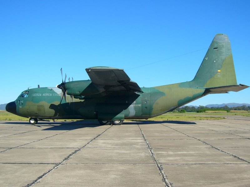 C-130-FAC1001-13oct04-1.jpg