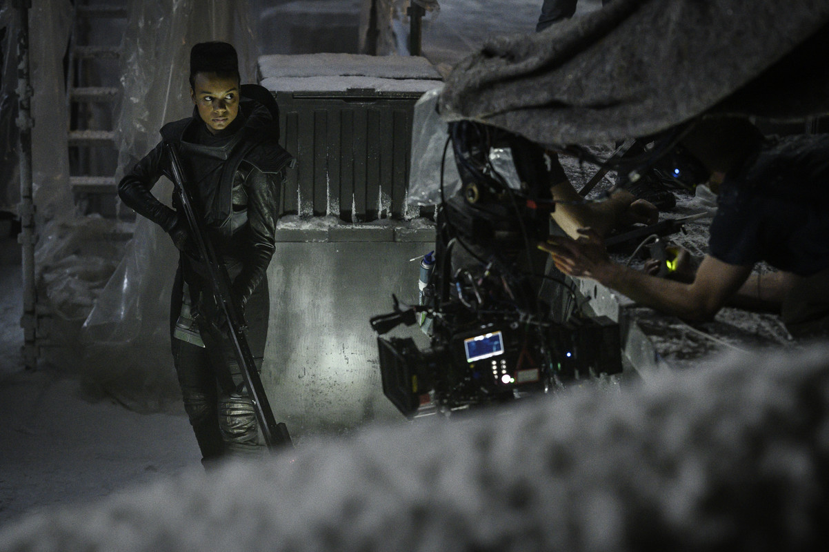 Foundation_103_S05268F_f