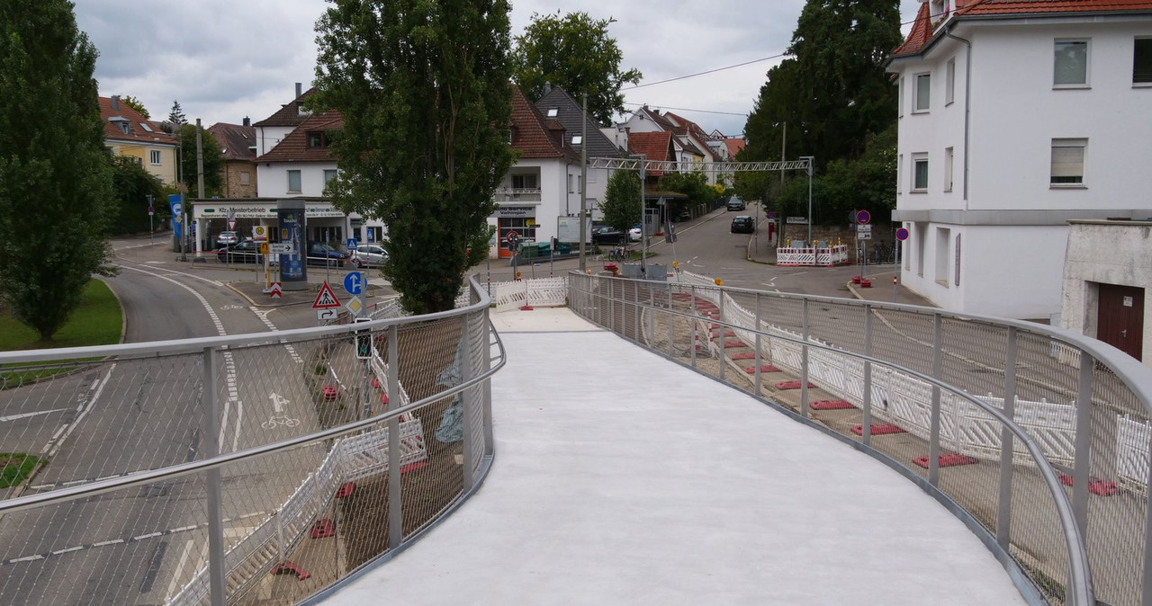 [Bild: 030825-121436-1b.jpg]