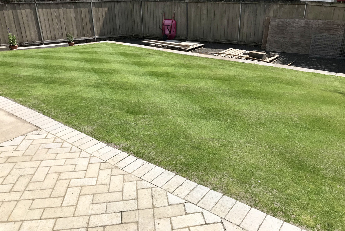 07CD9747-4BEB-435E-93A9-EAAED05103E1