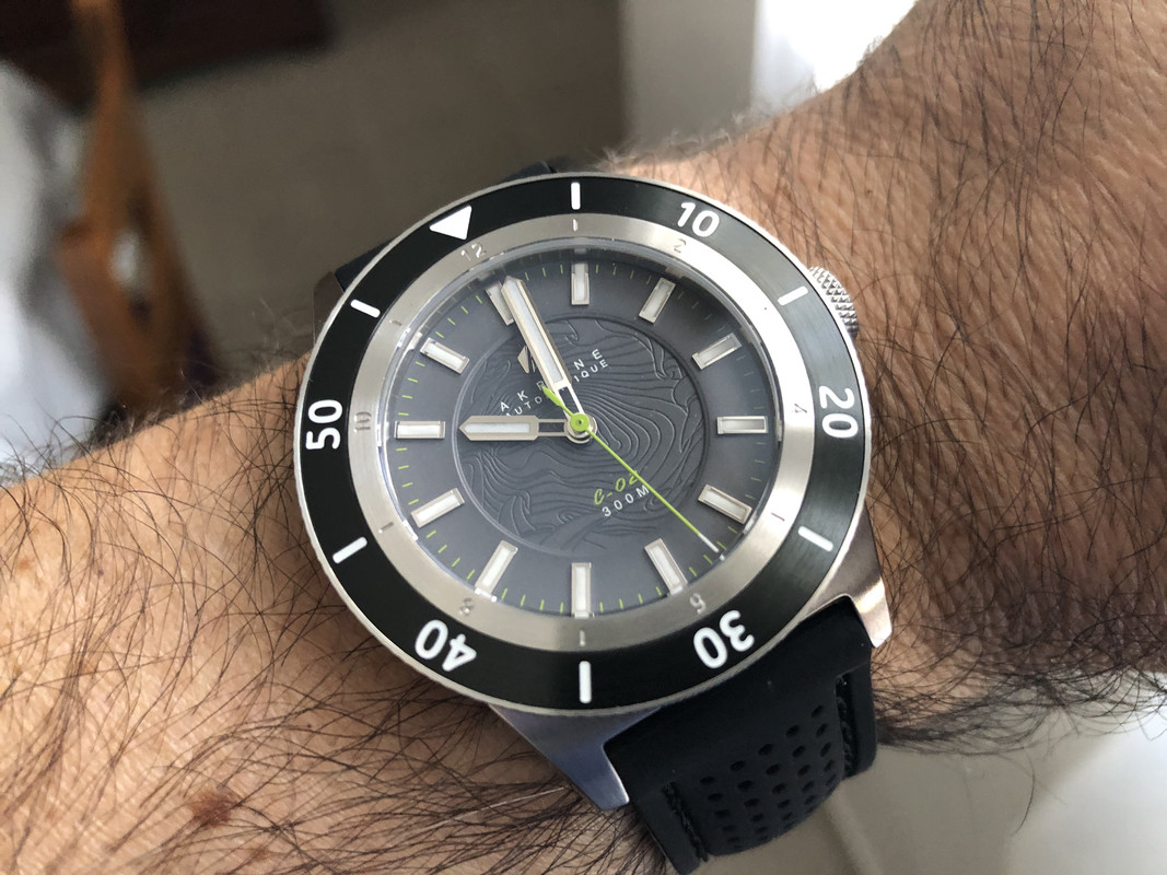 B9AFF91F-7EF3-4CAF-B4EC-43238BF3E99E