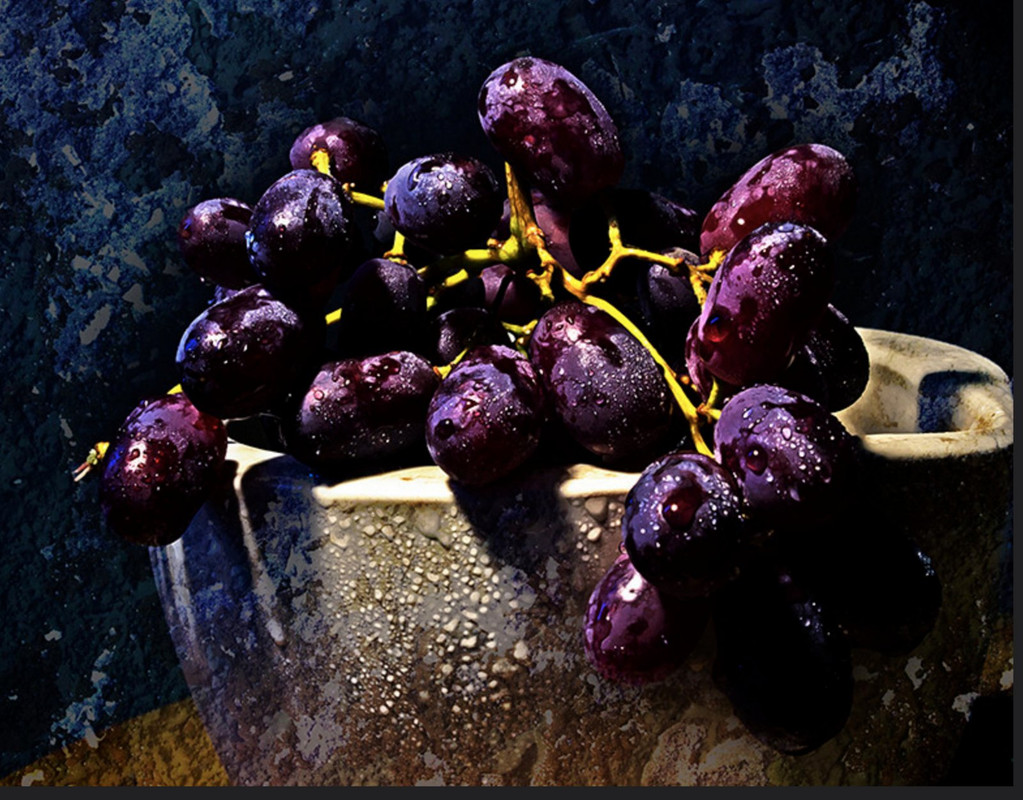 purple-wet-grapes.jpg