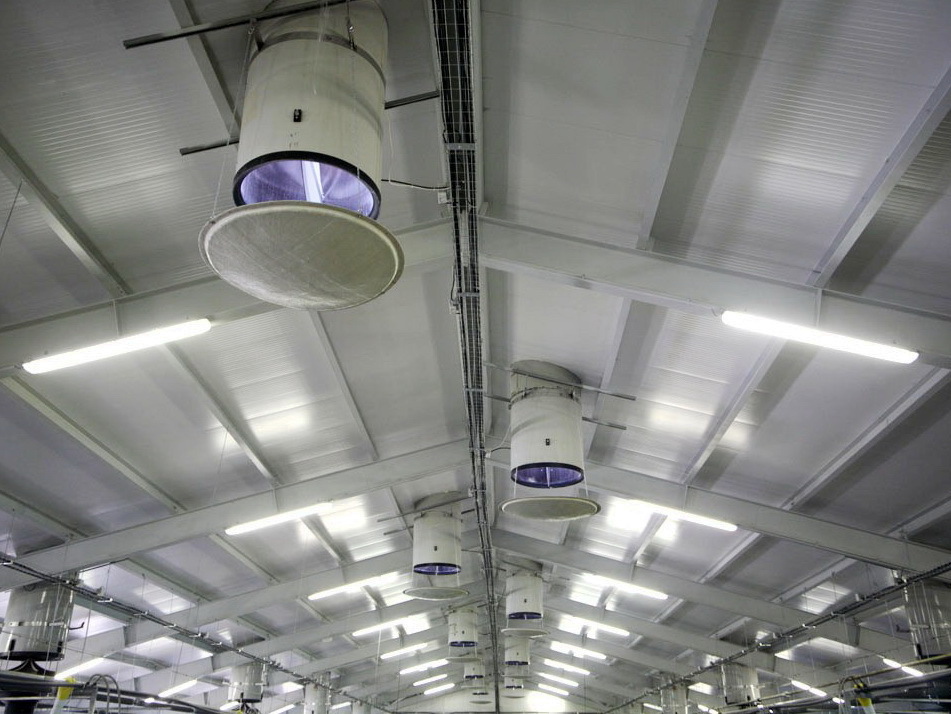 Система вытяжных шахт для животноводства