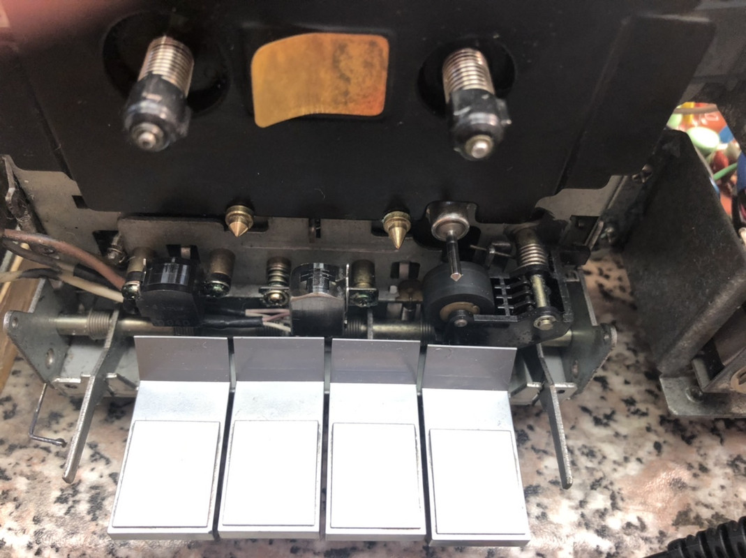 9F30D64E-9DC2-4E93-BD2F-BC833C0E7F7A