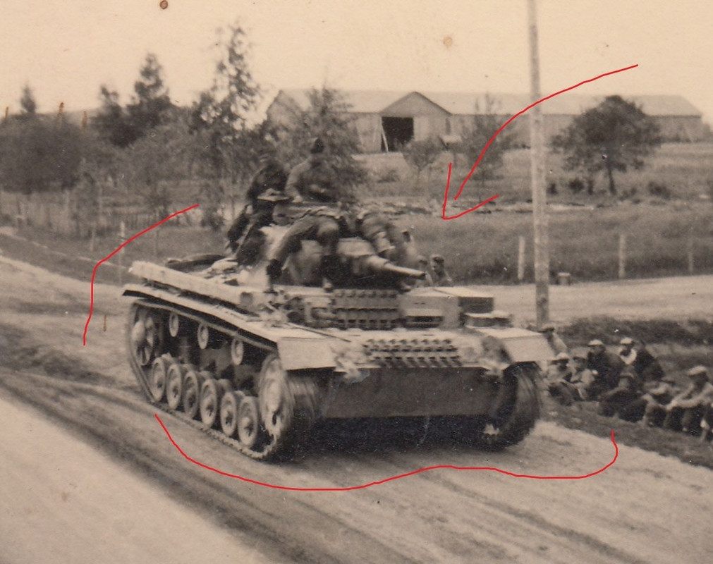 Foto Soldat Einsatz Kampf Panzer Tank Bevölkerun