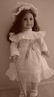 23SamanthasLawnPartyoutfitsepia