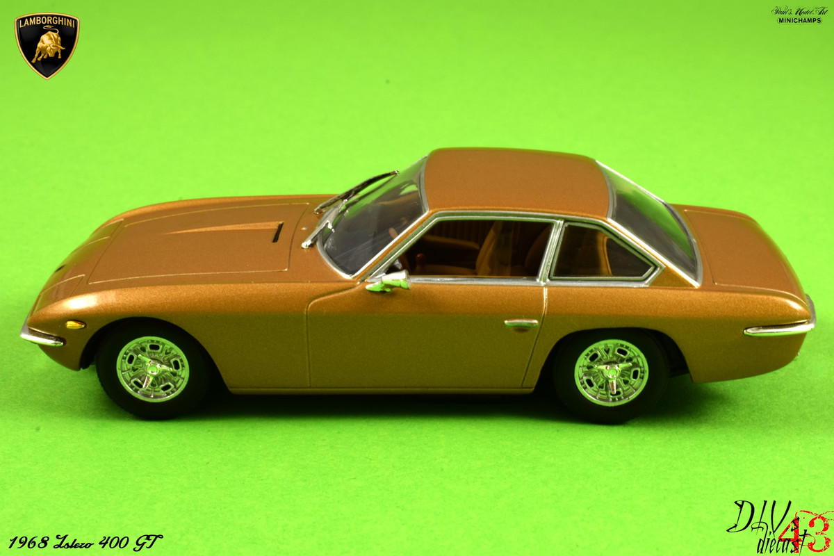 Islero 400GT Gold Minichamps (2)