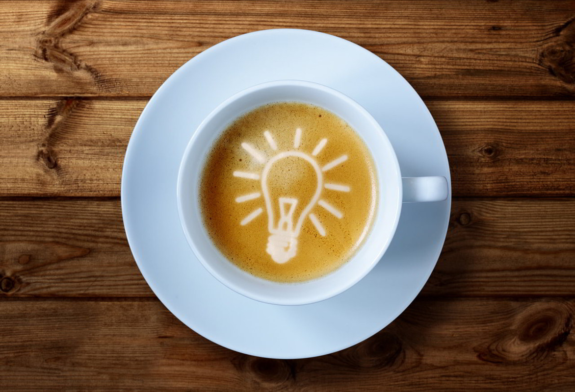 Bere caffè migliora la funzionalità tra le aree cerebrali