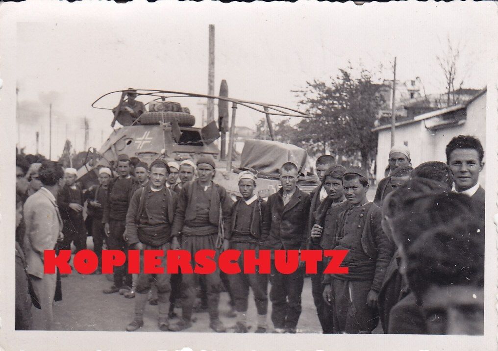 Sd.Kfz.263 (8-Rad) Panzerfunkwagen 2.Panzer-Divi