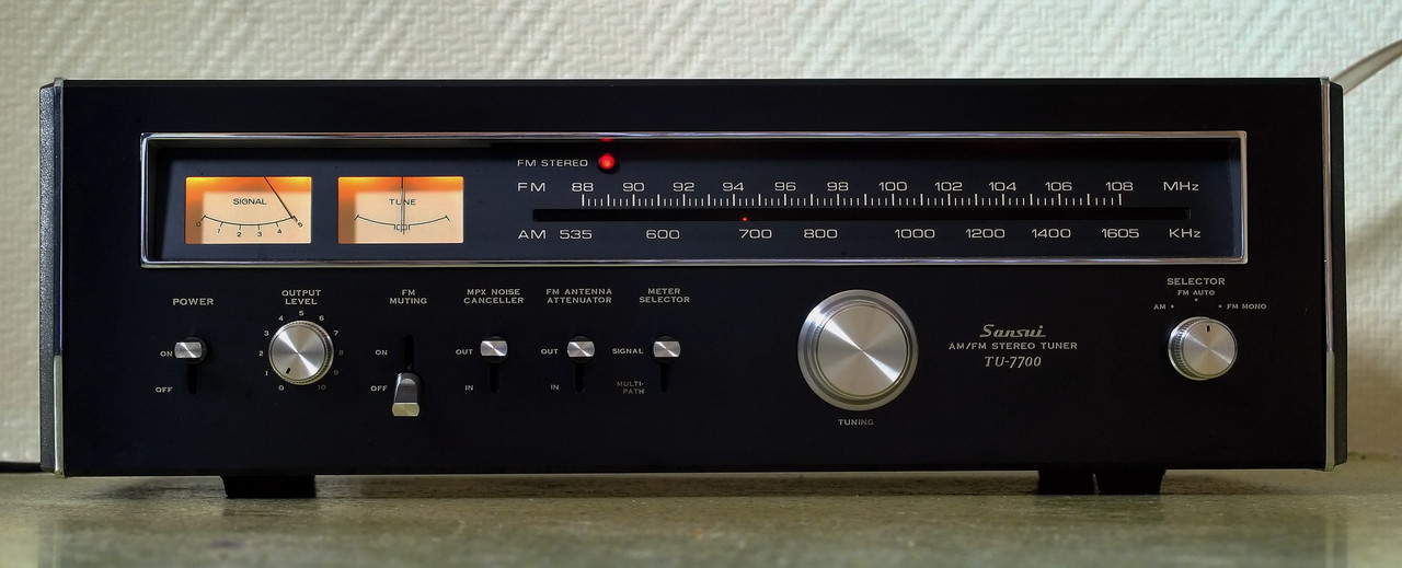 [Bild: Sansui-TU-7700.jpg]