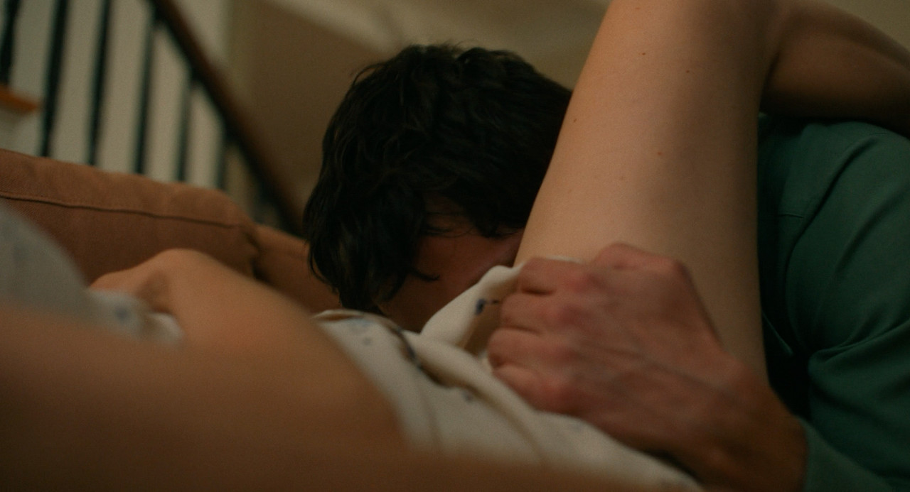 Oh Hi 2025 1080p AMZN WEB-DL DDP5 1 H 264-BYNDR.00_00_15_21.Still002