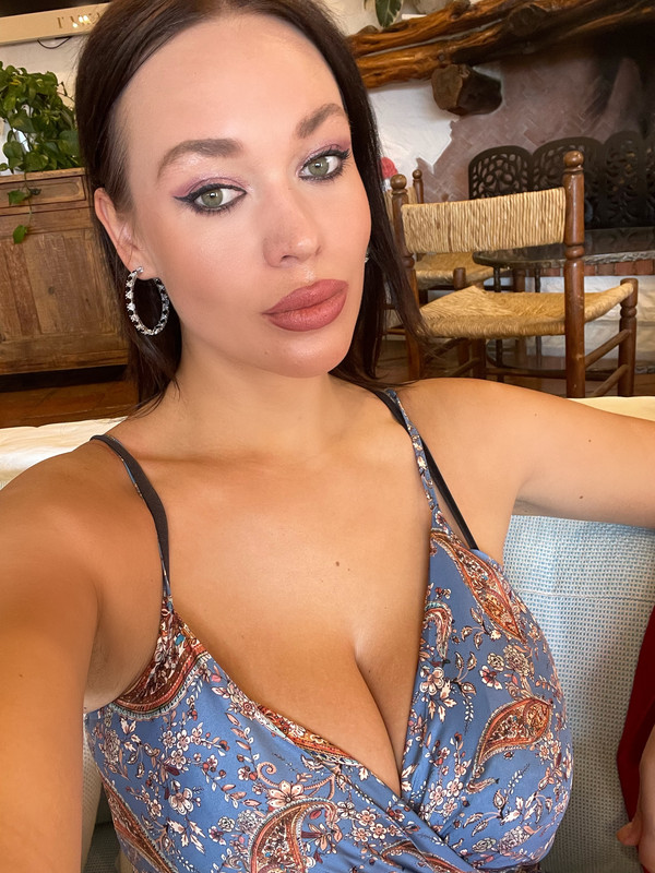 BD3ED1F1-0BE9-4E18-8D2D-3D27676470F7