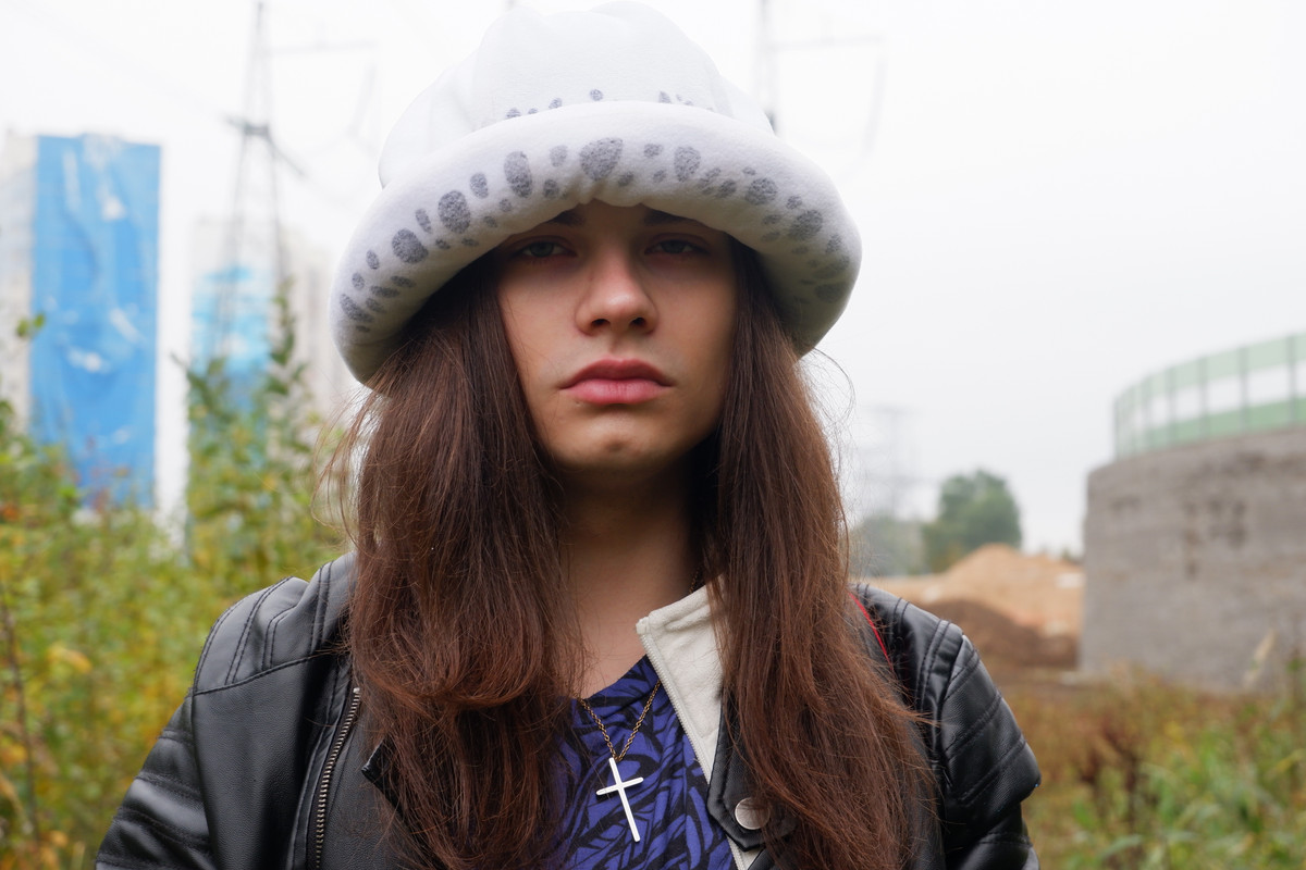 EDEC70DF-F881-4FF5-80BD-6A15513DDE86