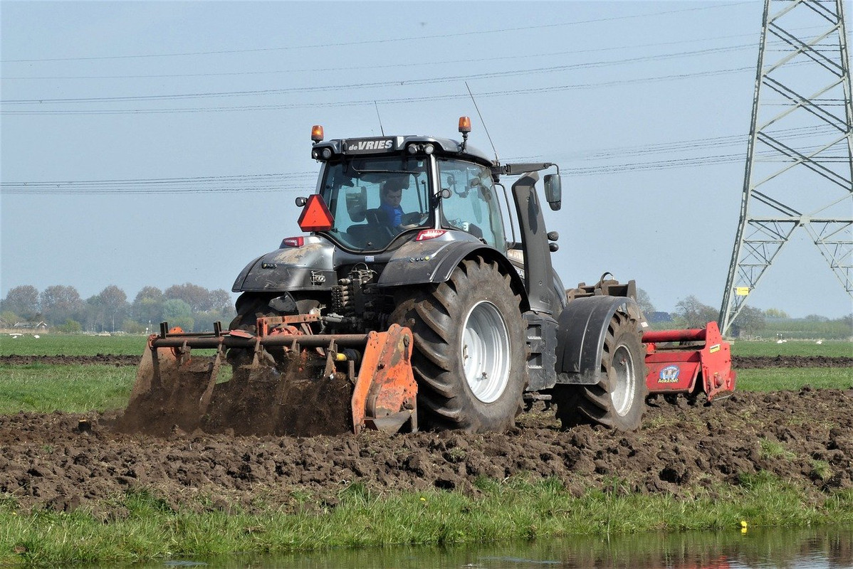 tractoare agricole utilben
