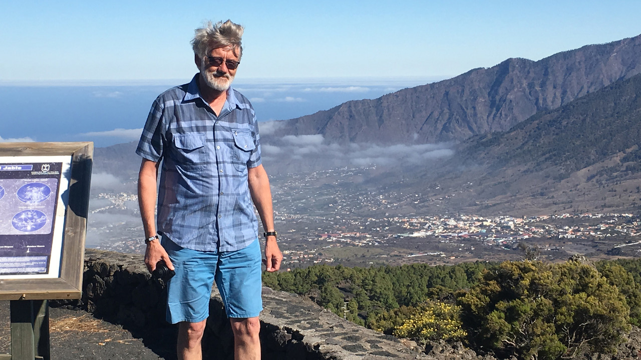 Myself-on-the-volcano-ridge-June2019.jpg