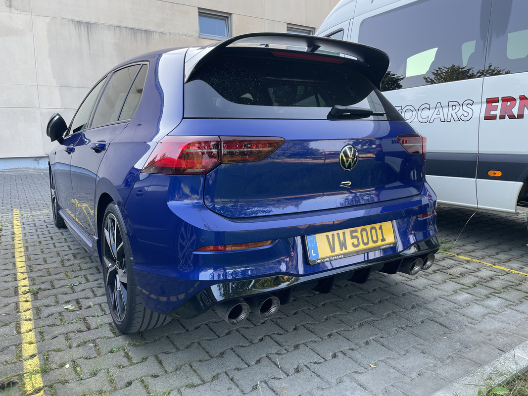 F6E8270B-B509-492F-8367-296E4BCF5E7F