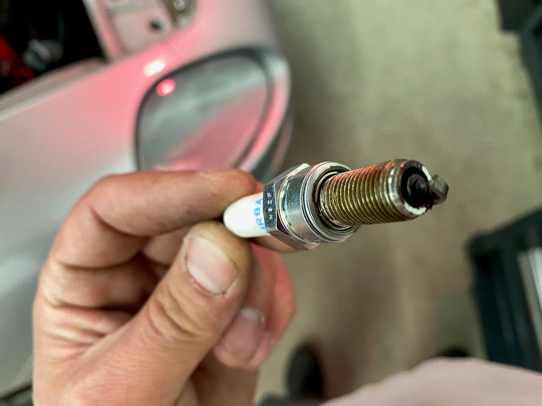 0B06C3BB-5B94-4C6A-B8BB-B9127986E9F4