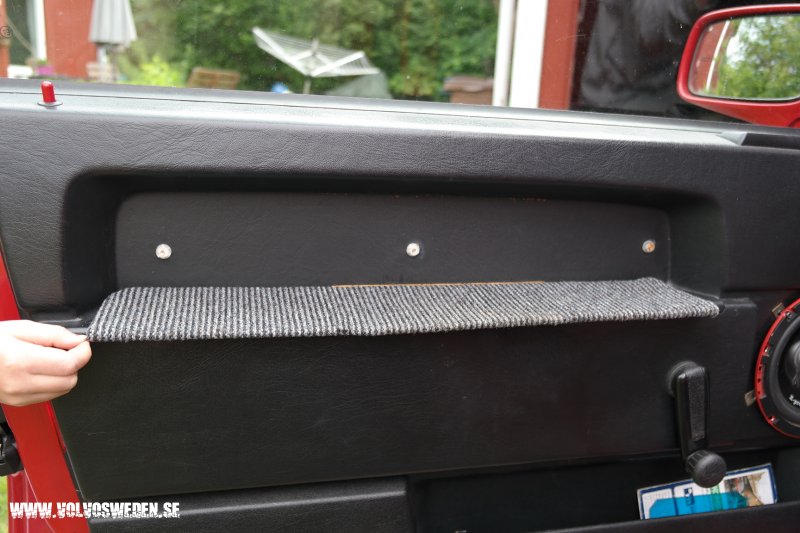 https://i.postimg.cc/vHScgVRb/Volvo-740-tygplatta-doorpanel-3.jpg