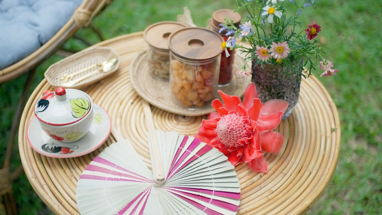 BTS-Feel-All-The-Feelings-01