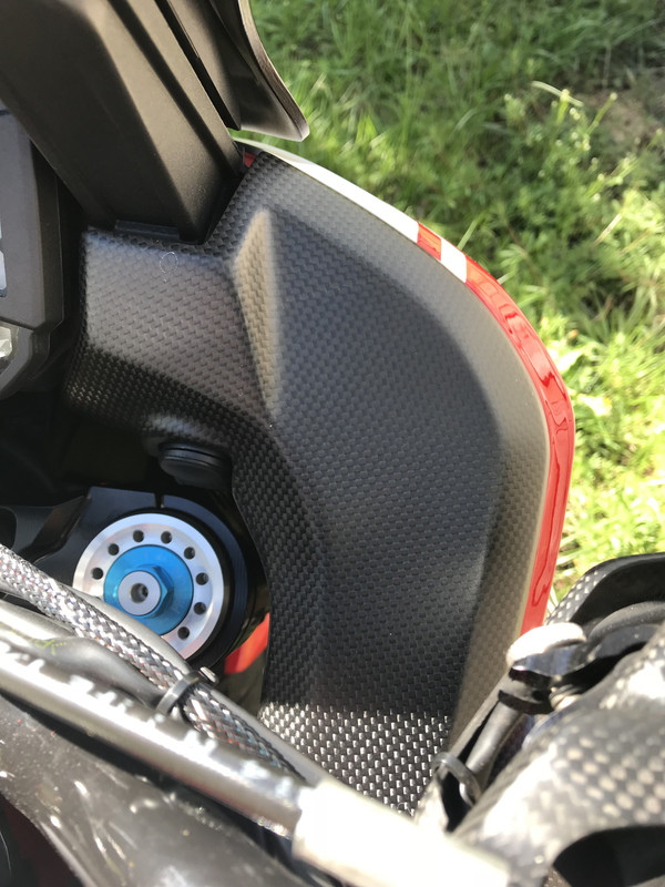 1AD5D299-8ED0-48F7-B2DB-25EB7998C6F5