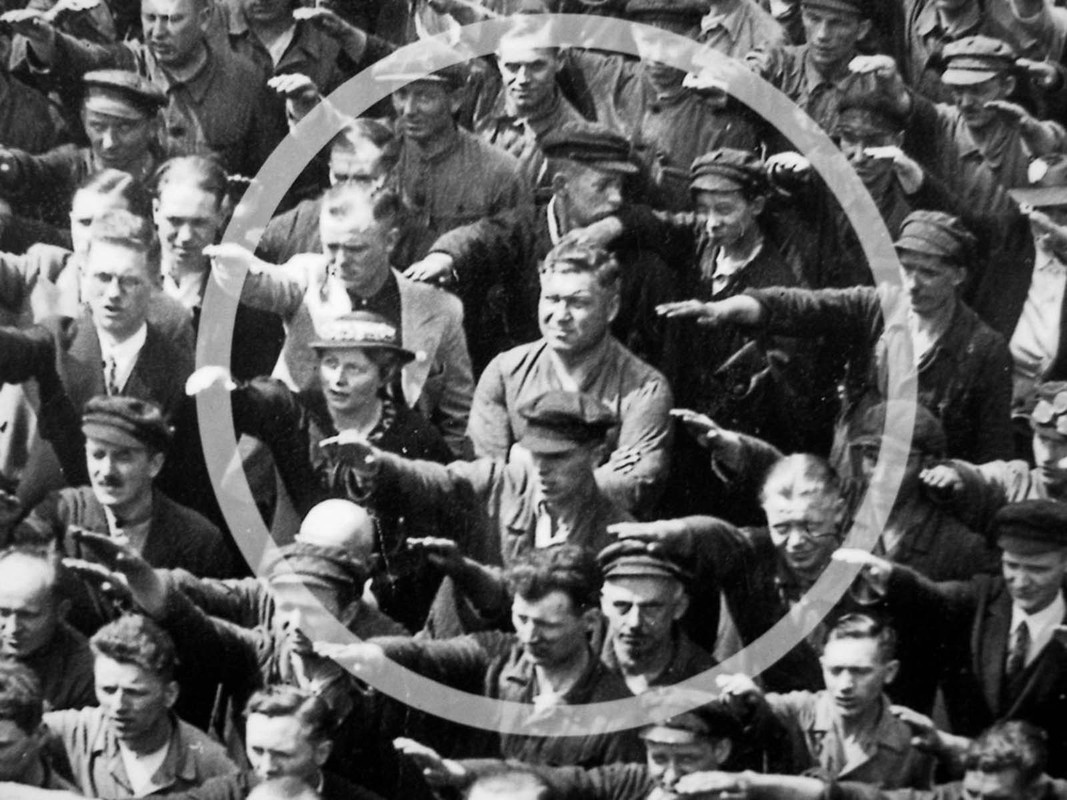 august-landmesser-2.jpg