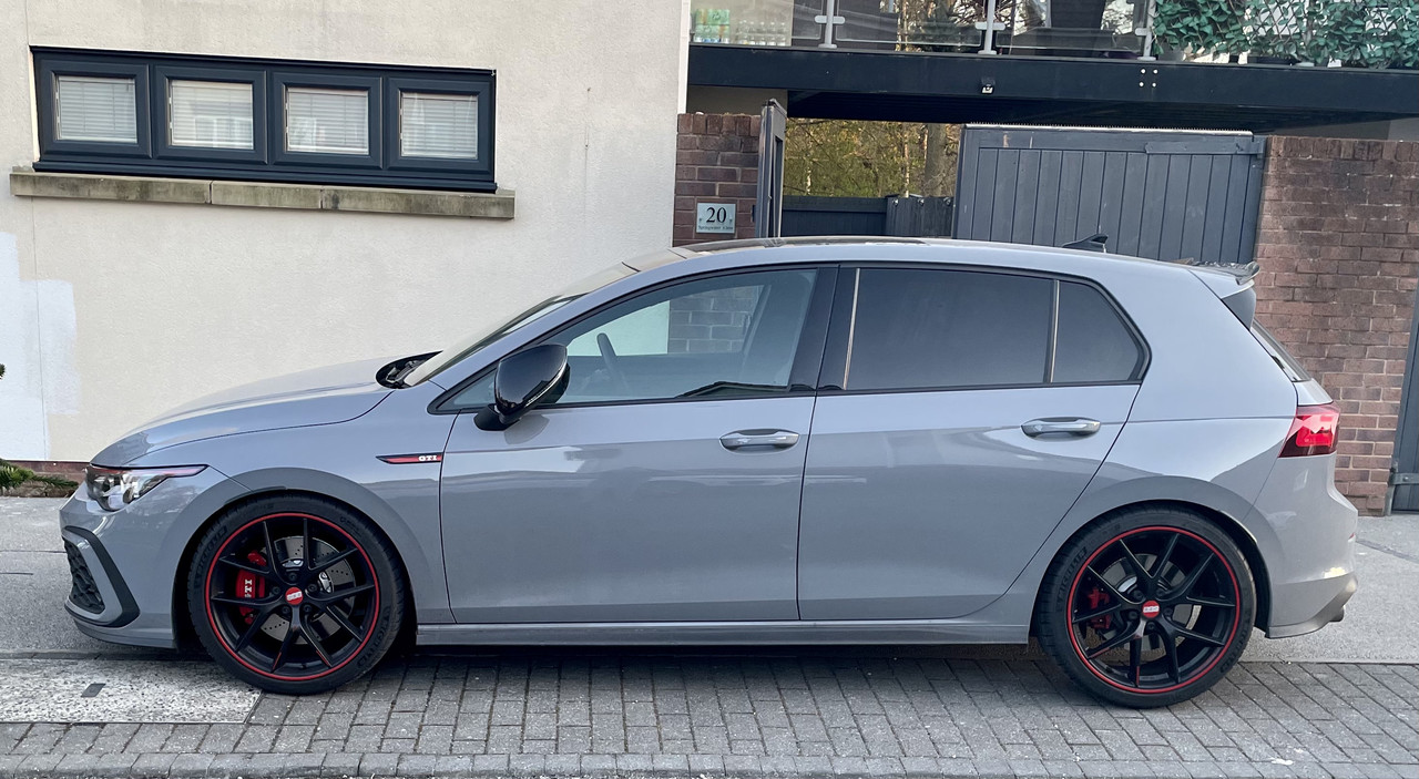 4E9736F8-5A0B-4D94-84AB-83E21C658C55