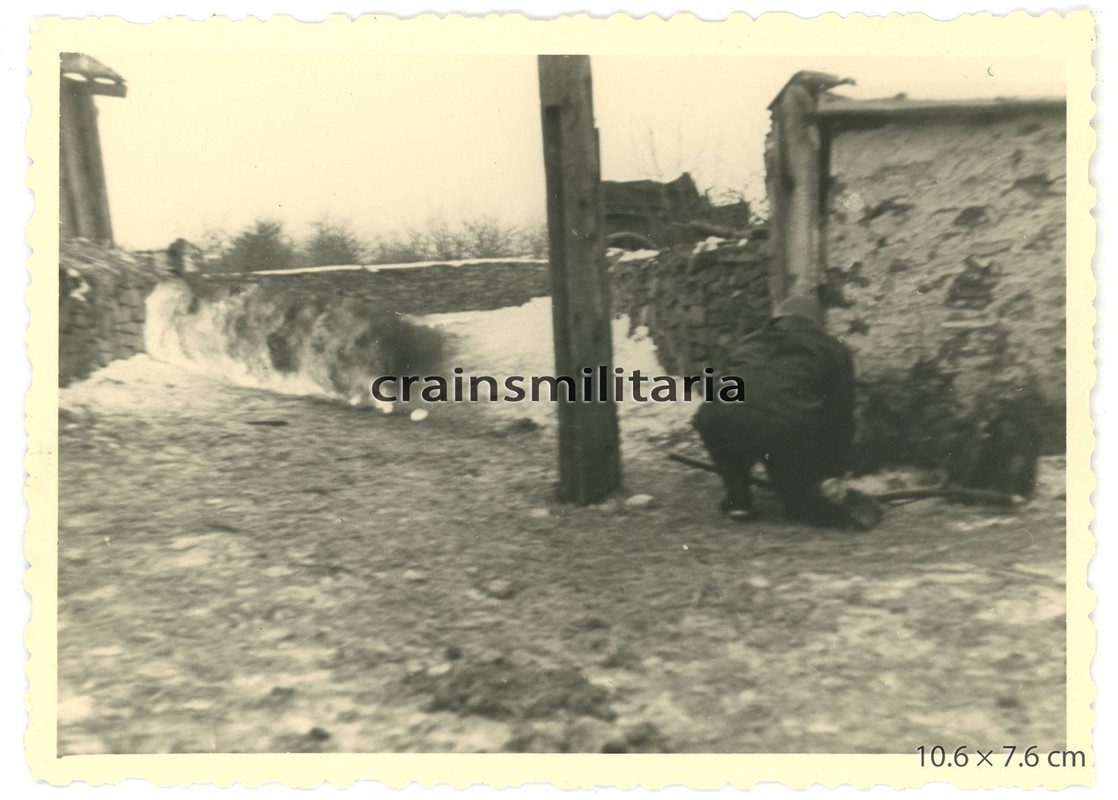 Orig. Foto Gebirgsjäger Geb.Pi.Btl.54 mit FLAMMENWERFER b. Kampf in Ukraine 1941 (1)