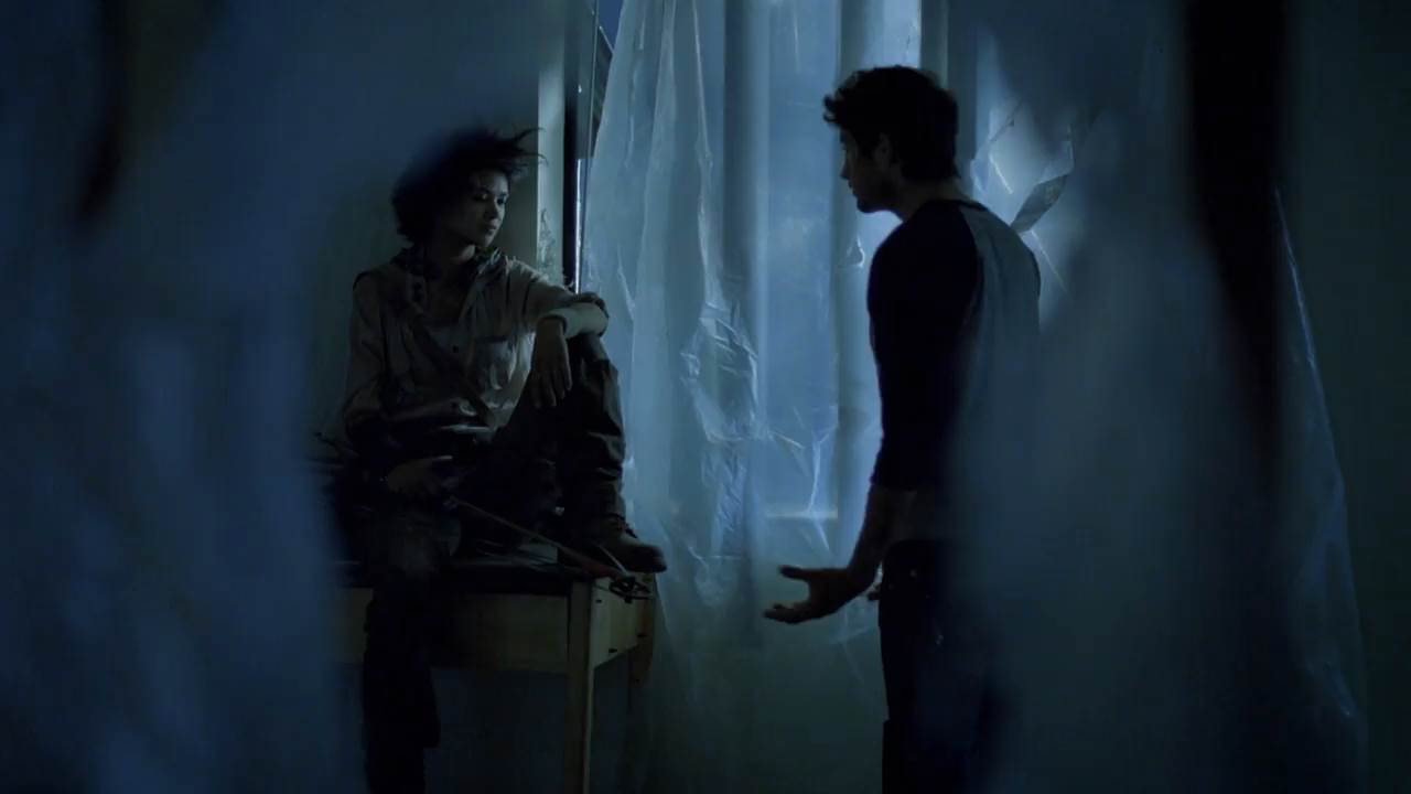 Zombie Apocalypse 2011 WebRip [Hindi + English] 480p 720p ESub Screenshot