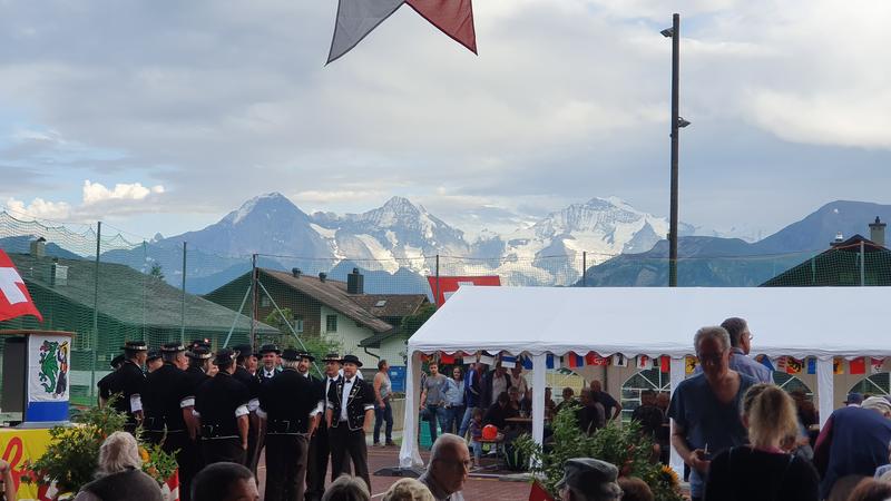 CÓMO SUIZA NOS ATRAPA POR 5º VERANO CONSECUTIVO + CARENNAC Y LOUBRESSAC - Blogs de Suiza - FIESTA NACIONAL EN KLEINE SCHEIDEGG (12)