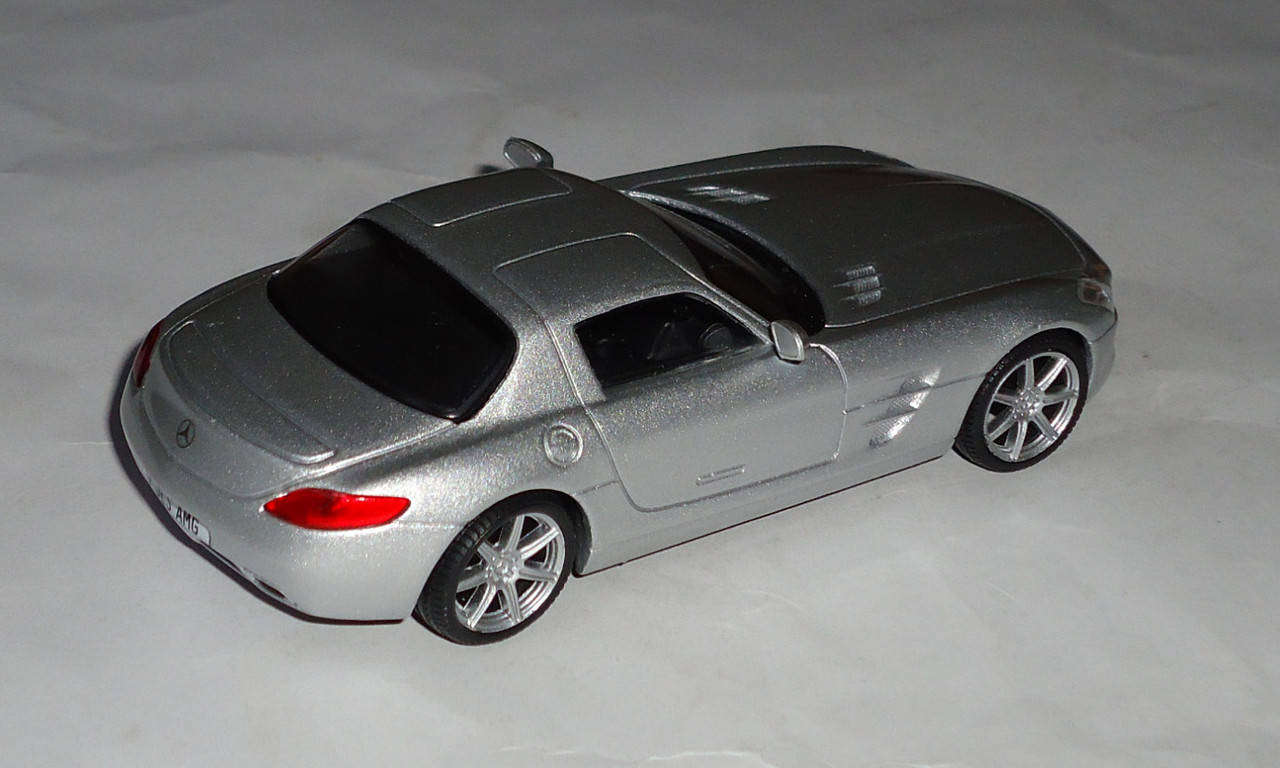 Mercedes-Benz-SLS AMG1