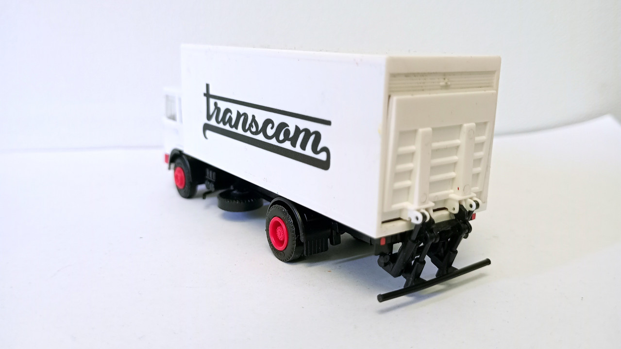 Mach (3763)