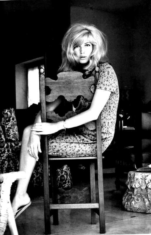 monica_vitti_ma48