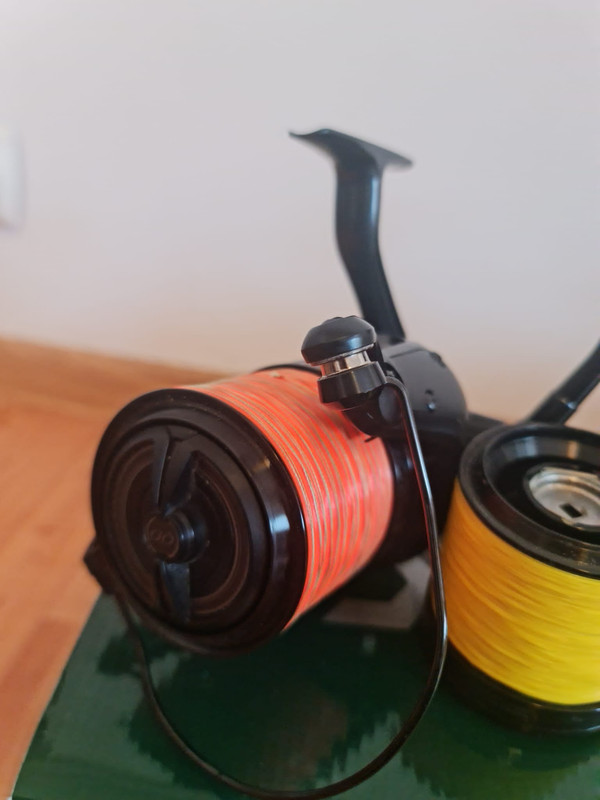 6960EB52-4FE4-41BE-9519-3D04692CB1D6