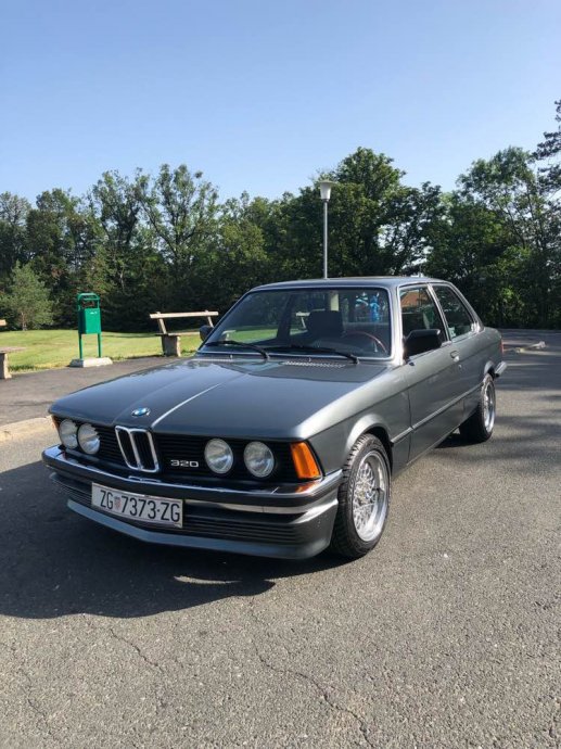 bmw-320-e21-oldtimer-1981-coup-potpuno-restauriran-slika-1163495
