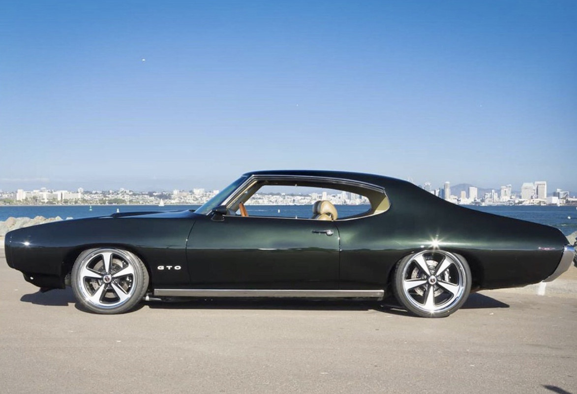 A18EF28C-0918-4FE6-9921-40DF7AA6817E