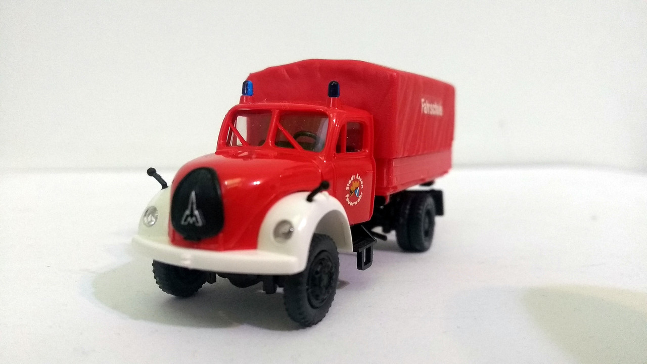 Mach (2426)
