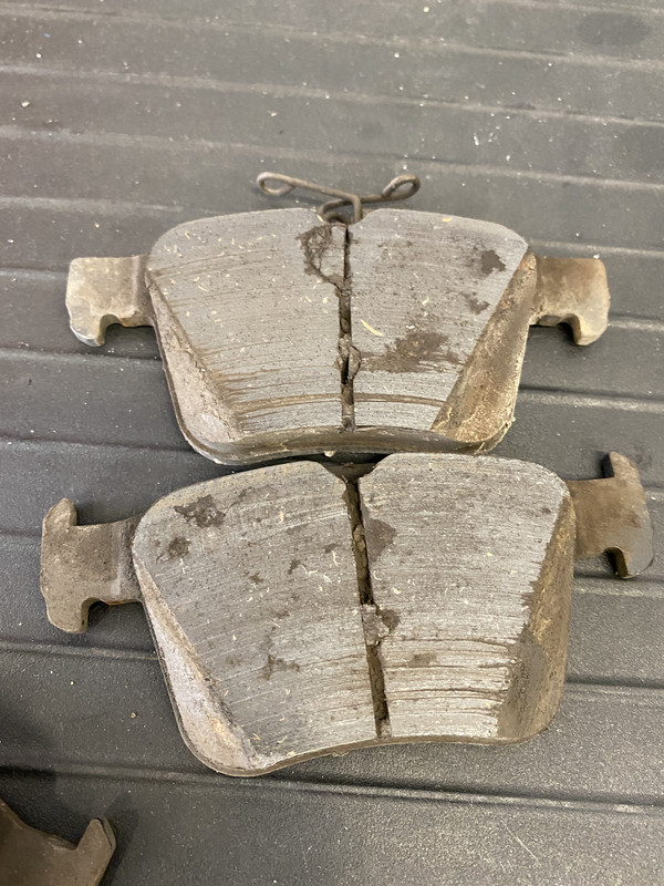 A1704A71-EE19-4D81-ACA1-915EA9737C1B