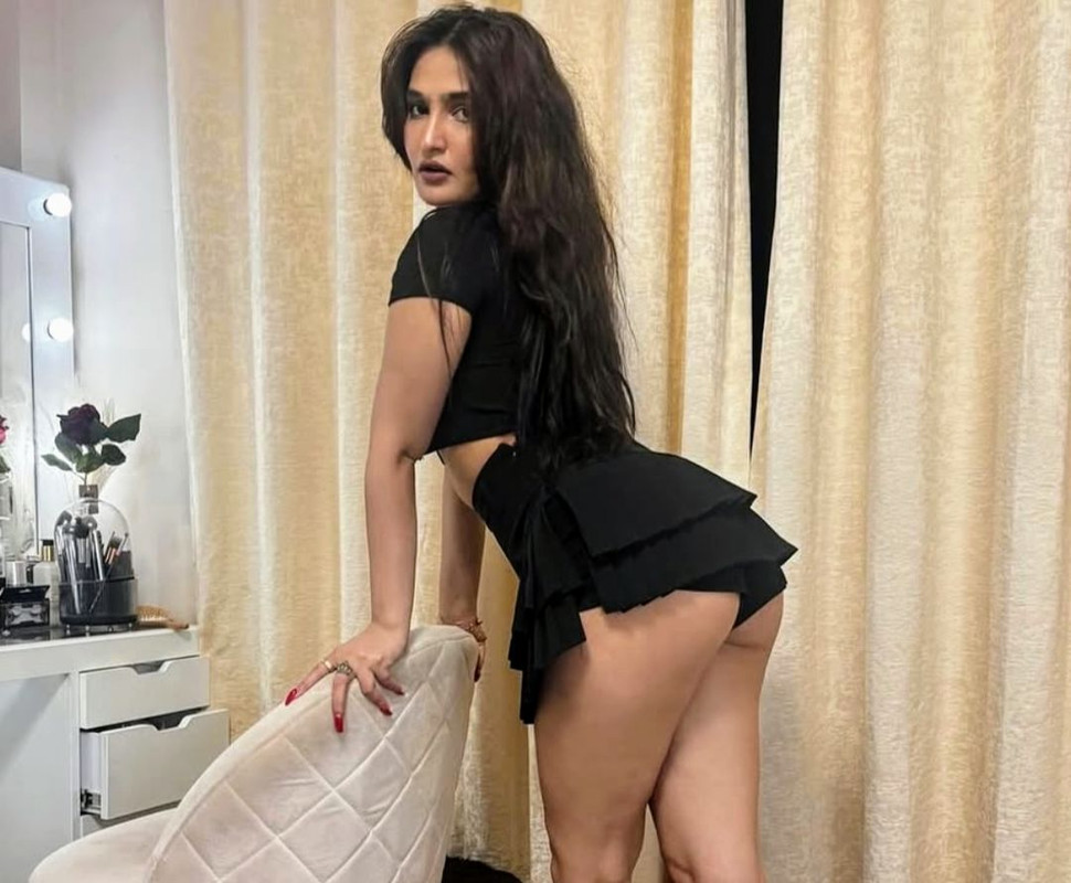 sassy poonam huge boobs nude video exclusive