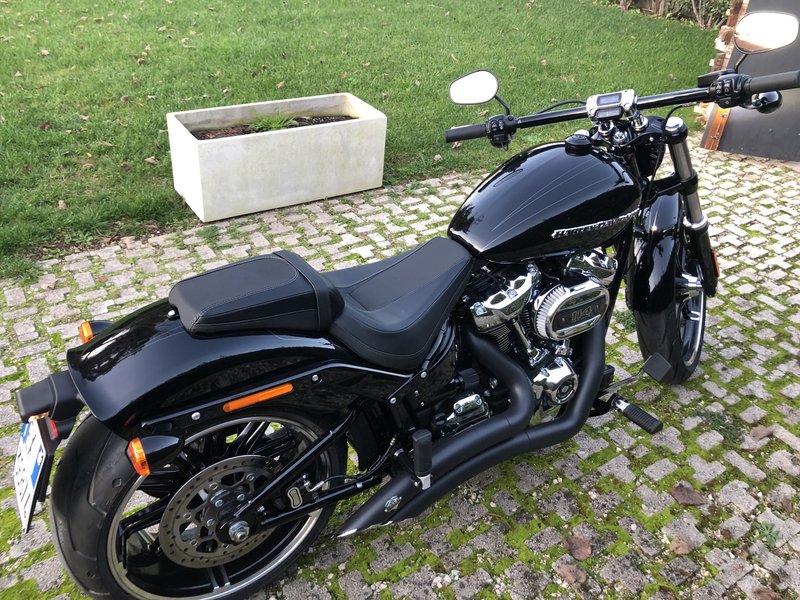 04A88BFE-4AFA-41FA-A7F4-5157B8B97CFB