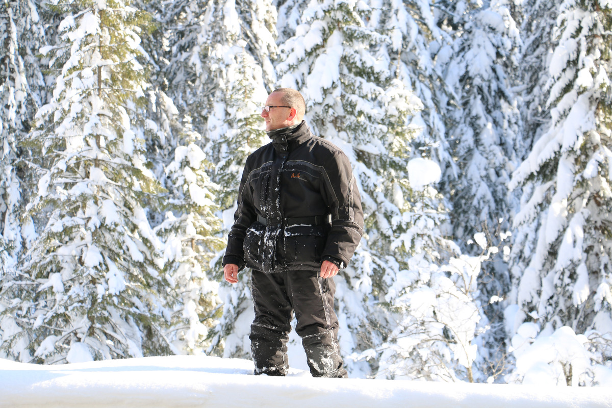 46857AF2-77AC-42F0-BAE2-6C139A677A6F