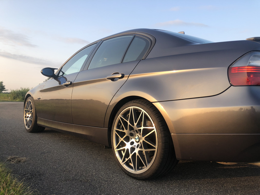 EBBFE3F9-1B59-4FCD-874C-91B3DE65CF5C