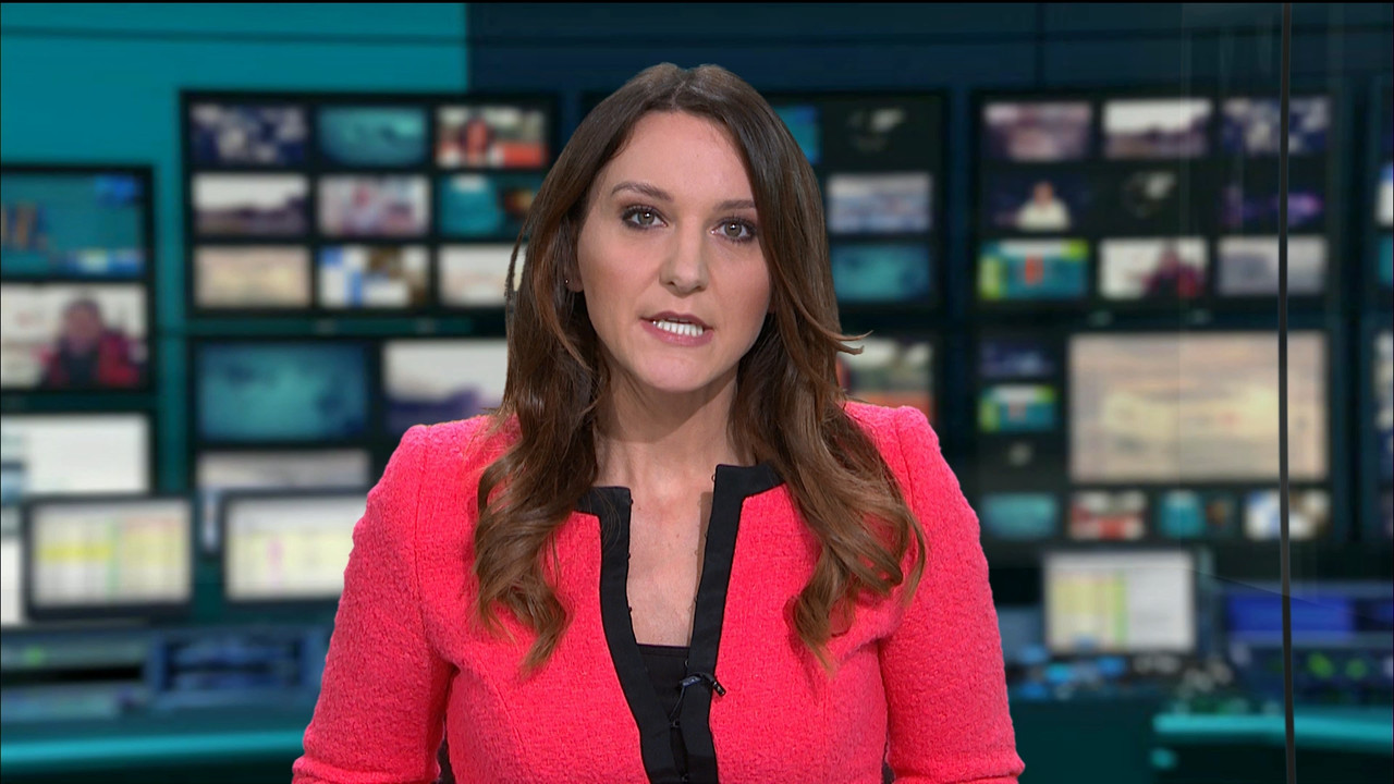 11.01 - 17.45.00 - ITV News Cymru Wales. A round-up of all the latest....ts_snapshot_05.38.609