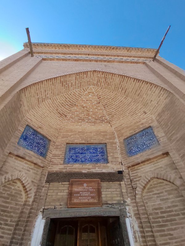 https://i.postimg.cc/vHfnfqb5/01-IMG-20230418-112335.jpg