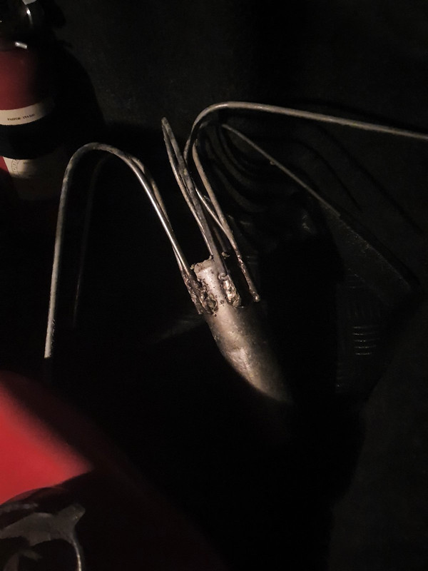 IMG-d4028f264fec4b85e48e2516db9a37e3-V