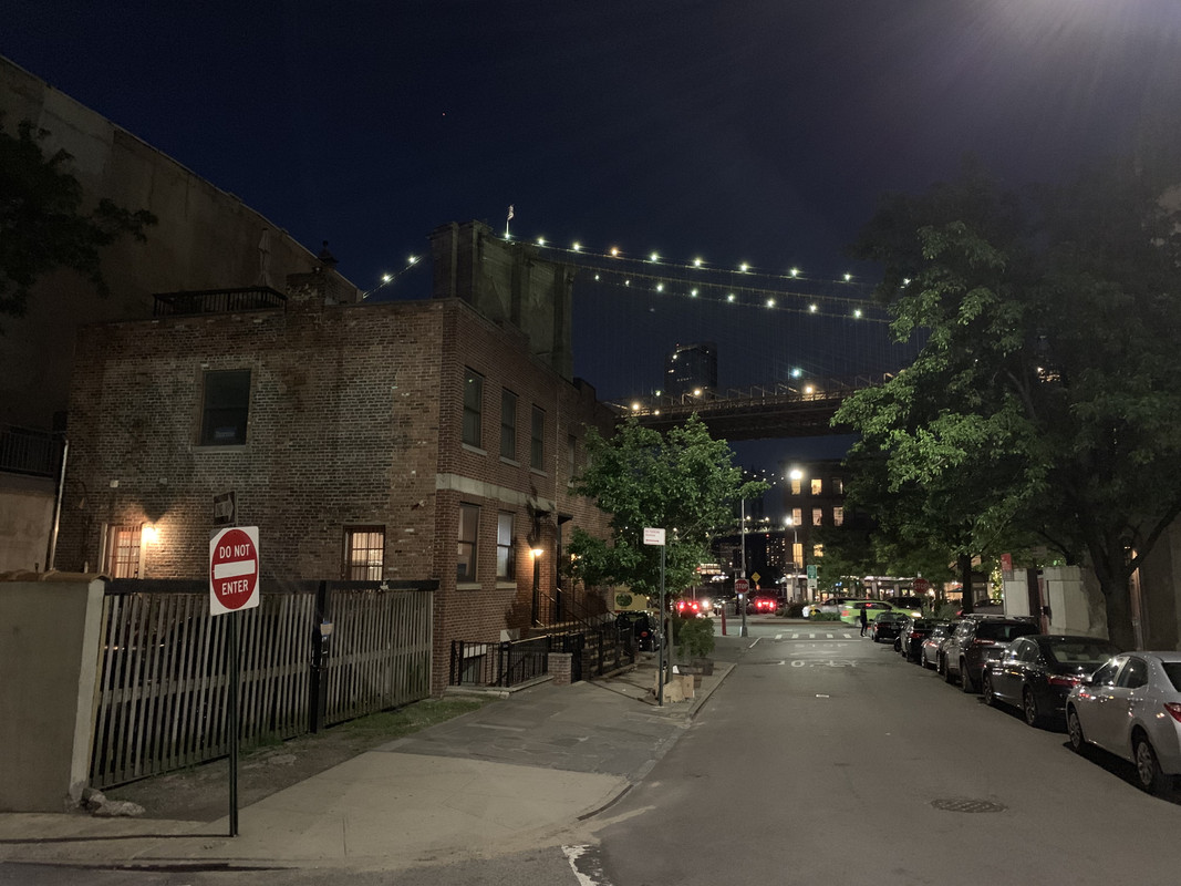 D4B1CA84-256D-4FAB-80AB-892AE5DFE8B2