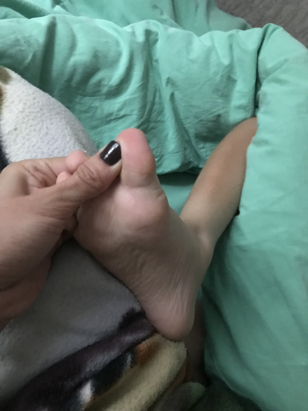 FECF9ACD-C77F-405E-85E0-B19C45ADD570