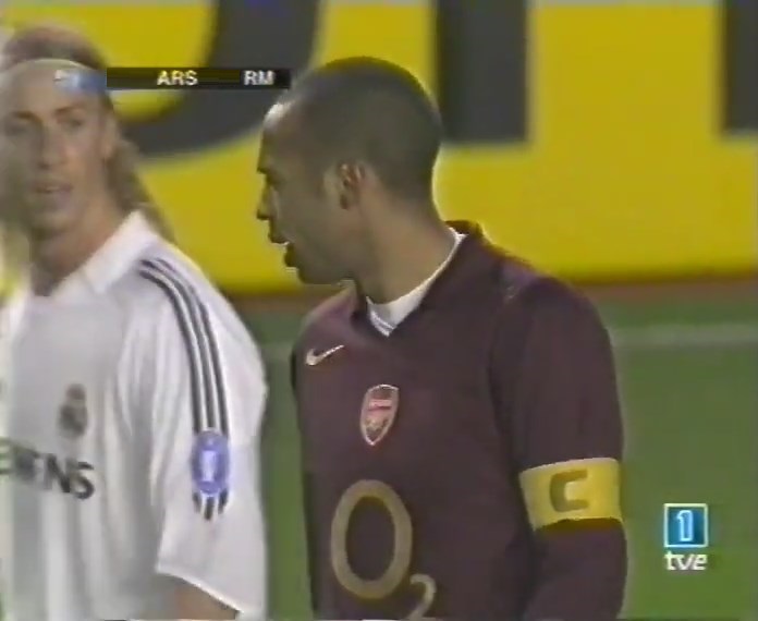 Champions League 2005/2006 - Octavos de Final - Vuelta - Arsenal Vs. Real Madrid (570p) (Castellano) 3