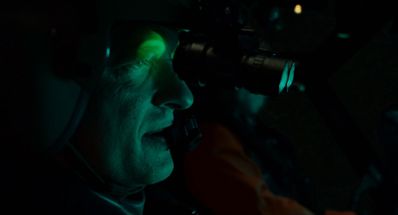 The Guardian (2006).mkv_snapshot_02.00.39_[2018.03.01_16.33.01]